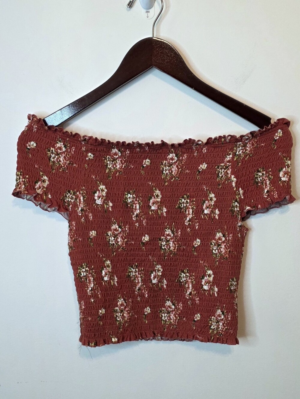 Rue 21 Red Floral Crinkle Smocked Off The Shoulder Crop Top Size Large Boho Y2K